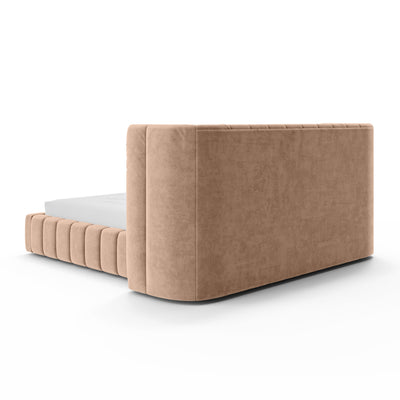 Łóżko tapicerowane pikowane z pojemnikiem w stylu modern soft | Gianda
