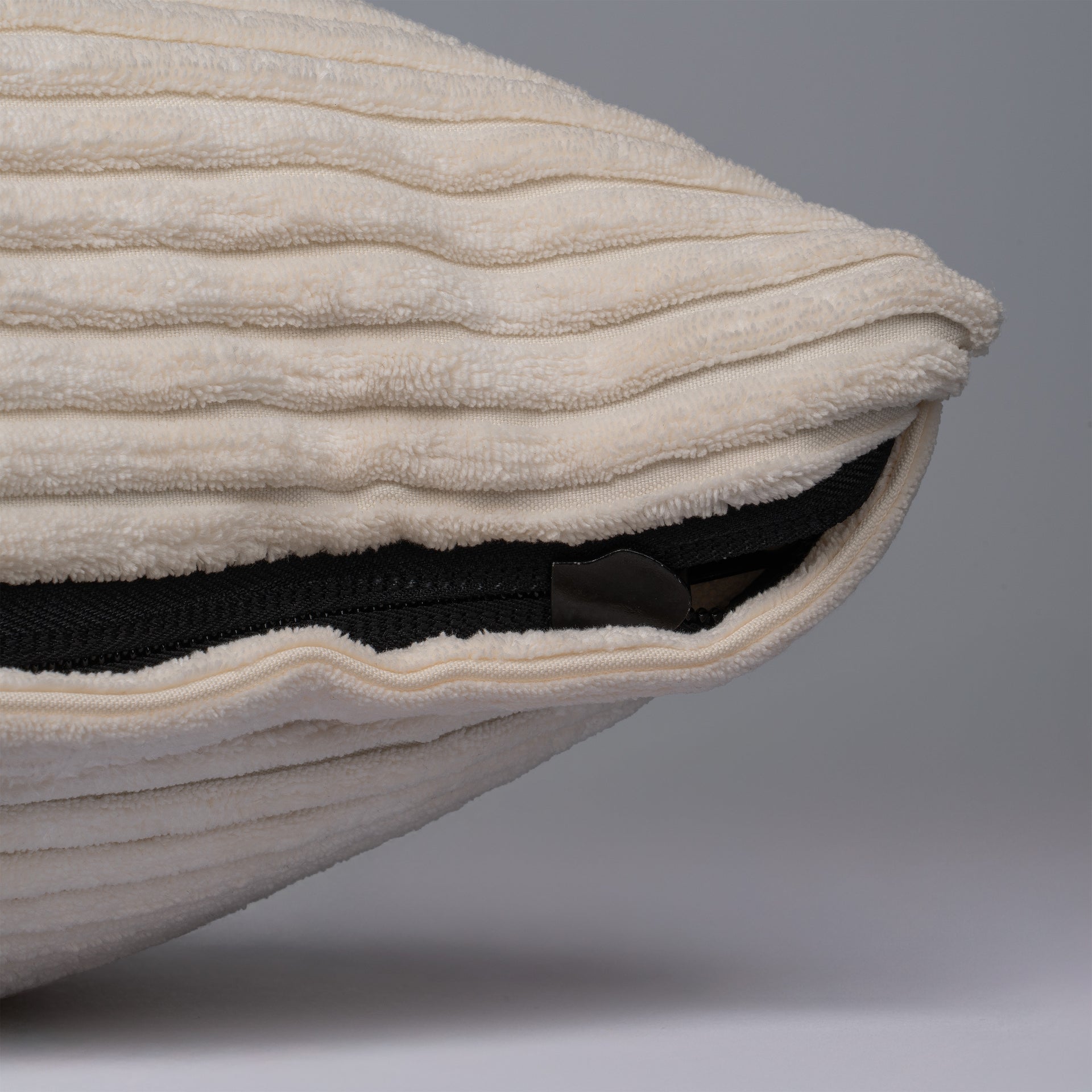 Poduszka Dekoracyjna Szeroki Sztruks 45x45