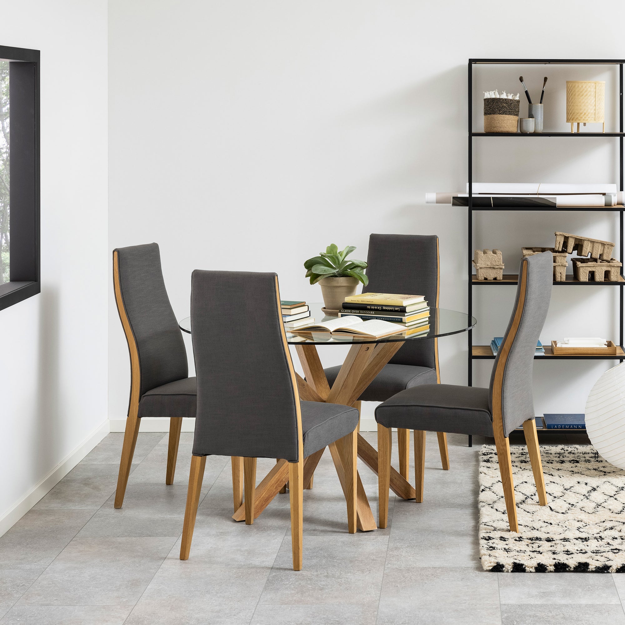 Okrągły stół szklany 119x76 w stylu nowoczesnym - hartowany blat, metalowa podstawa | Stela