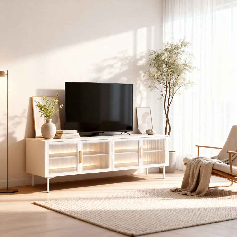 Szafka RTV 181x83 w stylu nowoczesnym - fronty ze szkła hartowanego, oświetlenie LED, metalowe nogi | Lummer