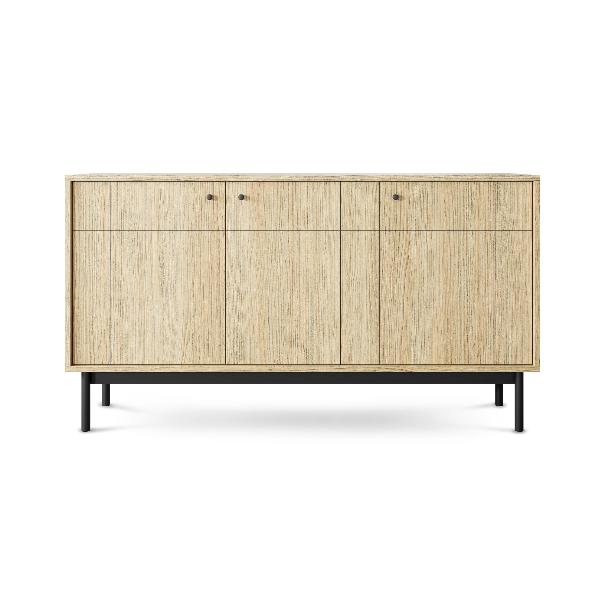 Komoda 154x84 w stylu japandi - frezowane fronty, metalowe gałki, drewniane nogi | Sabi